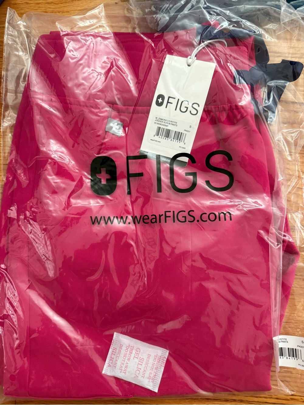 FIGS ultra rose zamora petite joggers scrub pants small petite